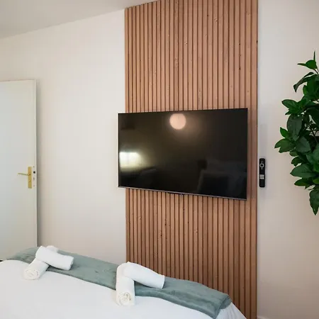 Le Lusso - L'elegance Au Coeur De Apartment