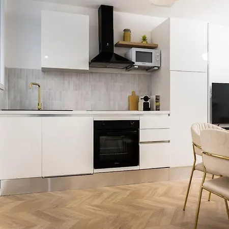 Le Lusso - L'elegance Au Coeur De Apartment *