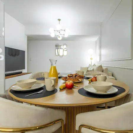 Le Lusso - L'elegance Au Coeur De